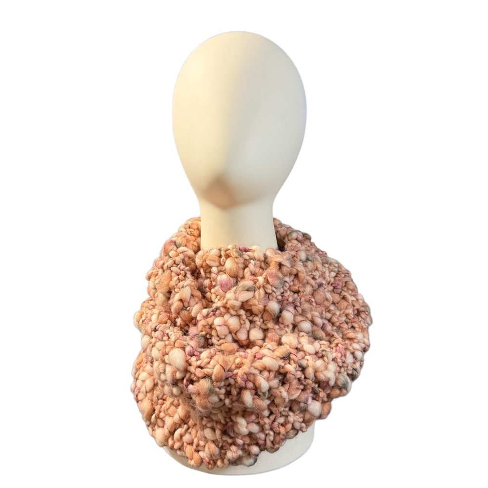 NWT Handcrafted Chunky Knit Infinity Scarf in Pink and Cream